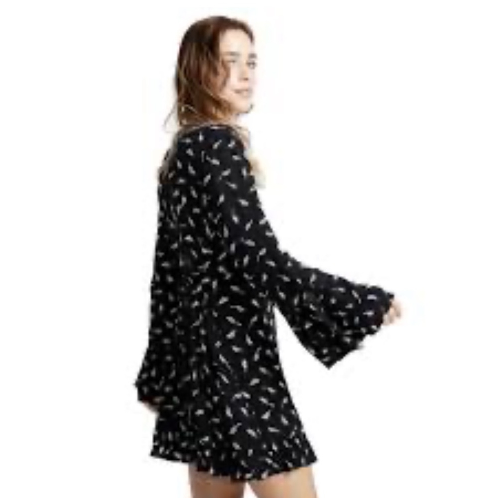 🆕 Max Studio Butterfly Ruffle Sleeve Hem Flowy Dress size Large
